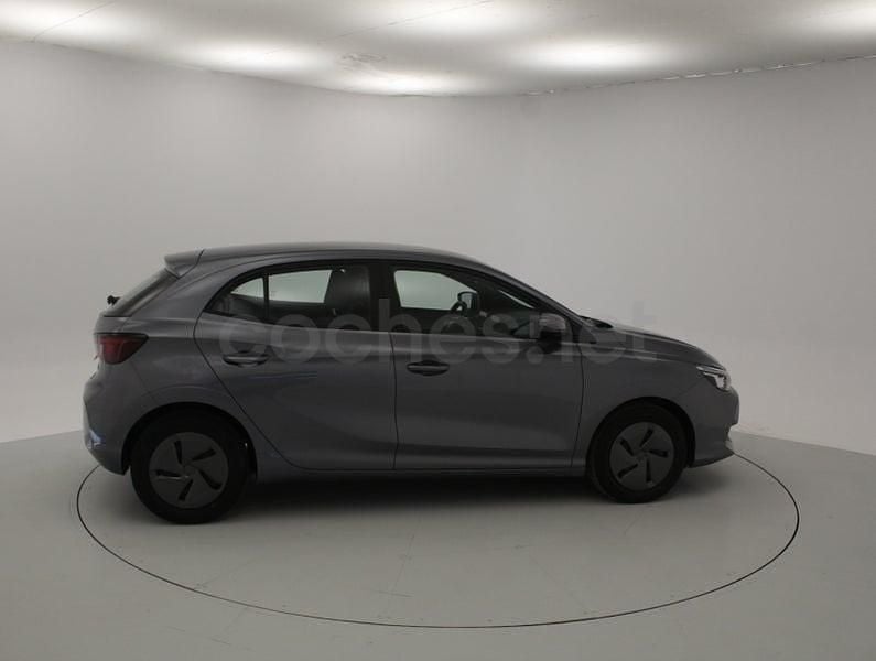 Usado MG MG3 116 CV (85 kW) 2025 Gris / plata Utilitario