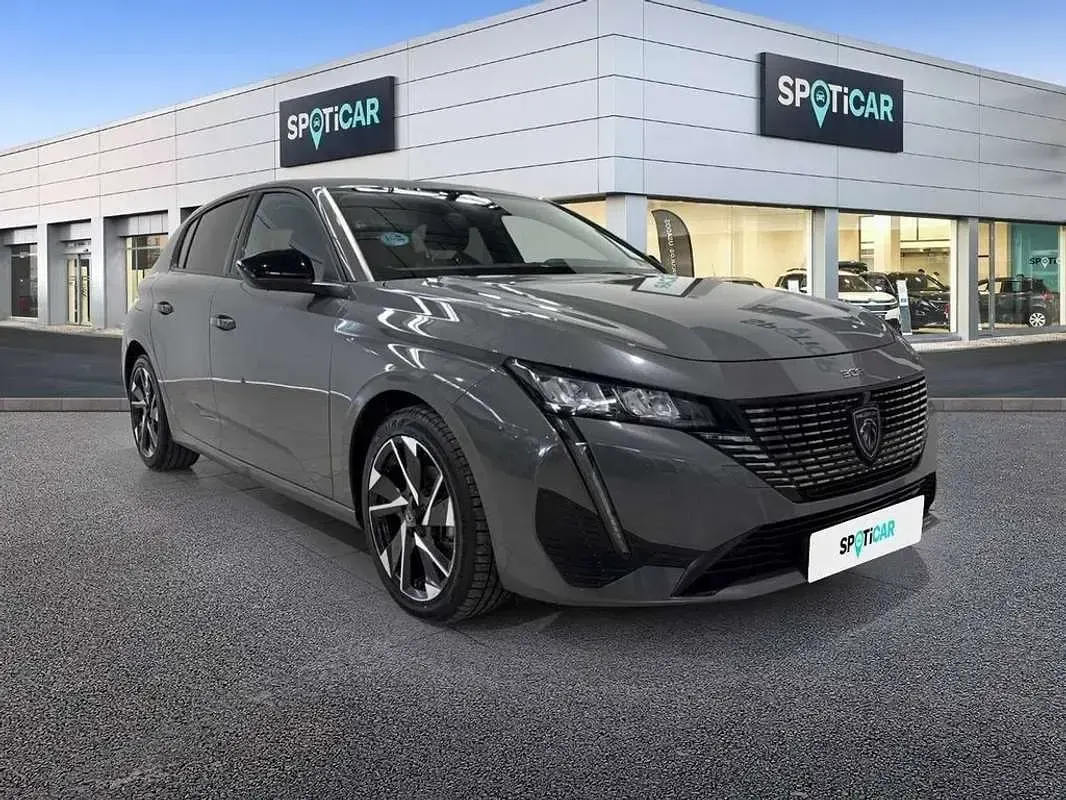 Usado Peugeot 308 Allure 131 HP (96 kW) 2024 Cinzento Citadino