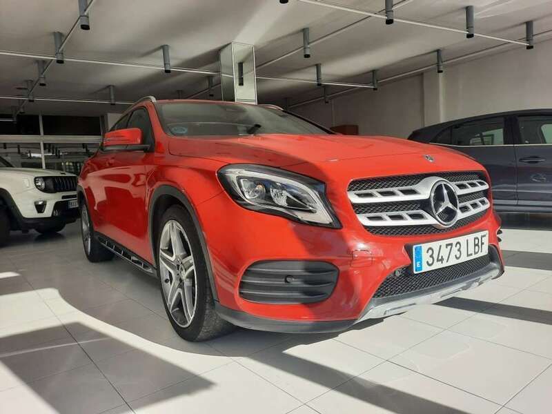 Rojo Usado 2019 Mercedes CLA200 Coupe | 25.000 € (Super precio) - Imagen 1/4