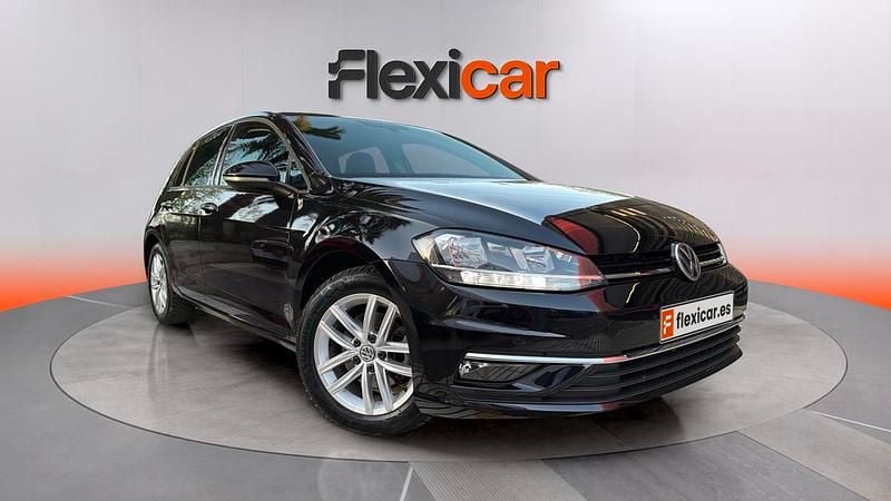 Usado VW Golf VII Advance 150 CV (110 kW) 2020 Negro Berlina