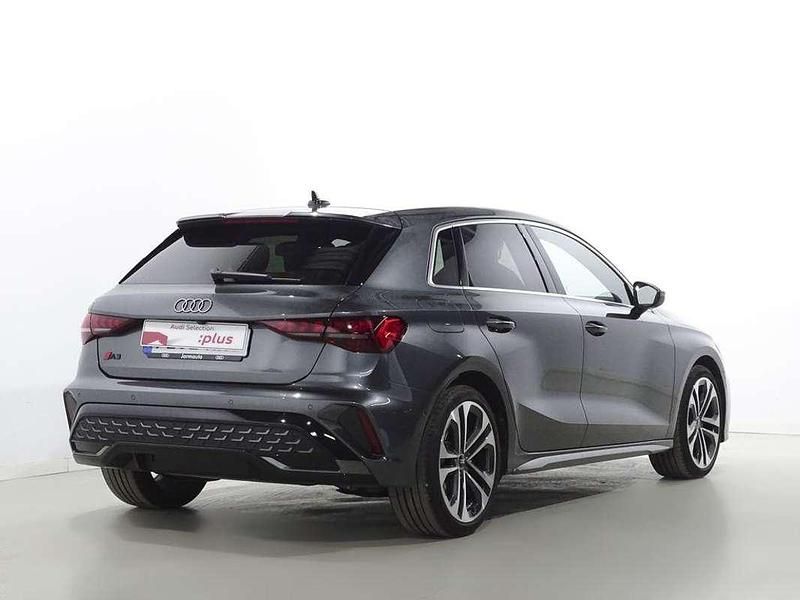 Usado Audi A3 Sportback S-Line 150 CV (110 kW) 2024 Gris Utilitario
