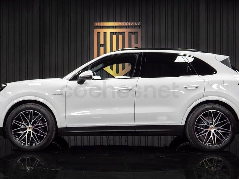 Usado Porsche Cayenne 470 CV (345 kW) 2024 Blanco SUV