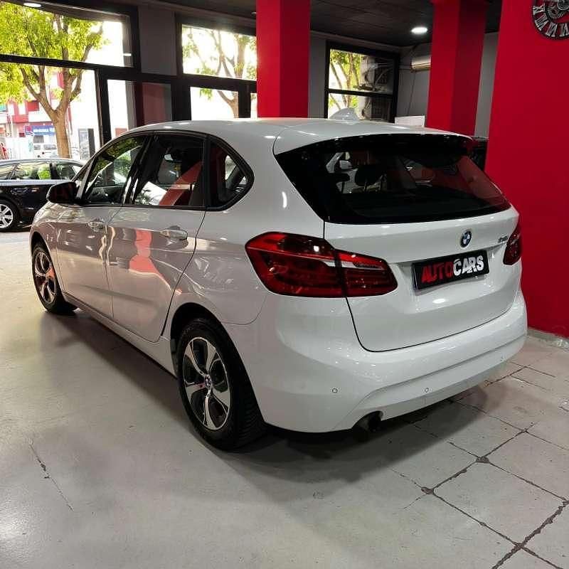Usado BMW 218 Active Tourer Comfort Edition 136 CV (100 kW) 2017 Blanco Monovolumen