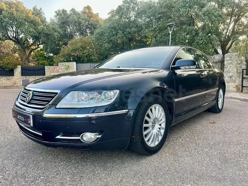 Usado VW Phaeton 240 CV (176 kW) 2009 Azul Berlina