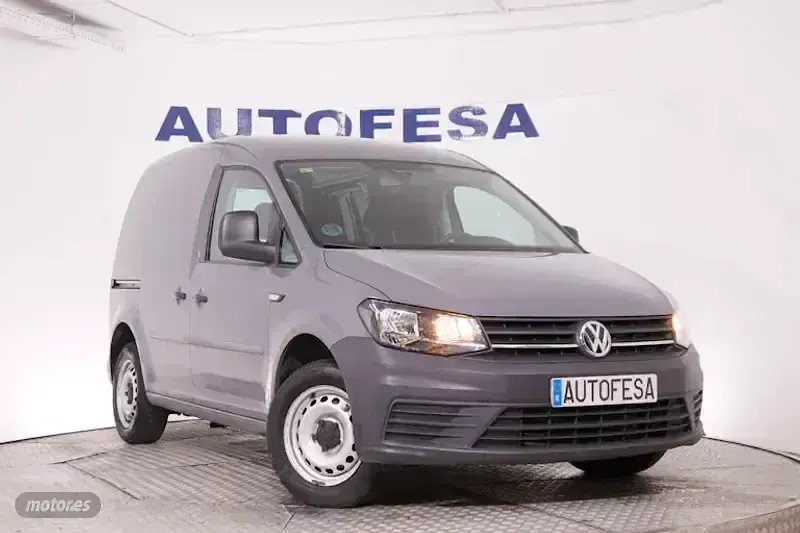 Usado VW Caddy 102 CV (75 kW) 2018 Gris Monovolumen