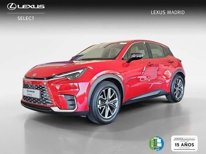 Usado Lexus LBX 136 CV (100 kW) 2025 Rojo SUV