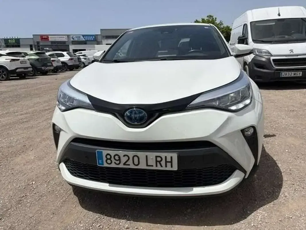 Usado Toyota C-HR Advance 122 CV (89 kW) 2021 Blanco SUV