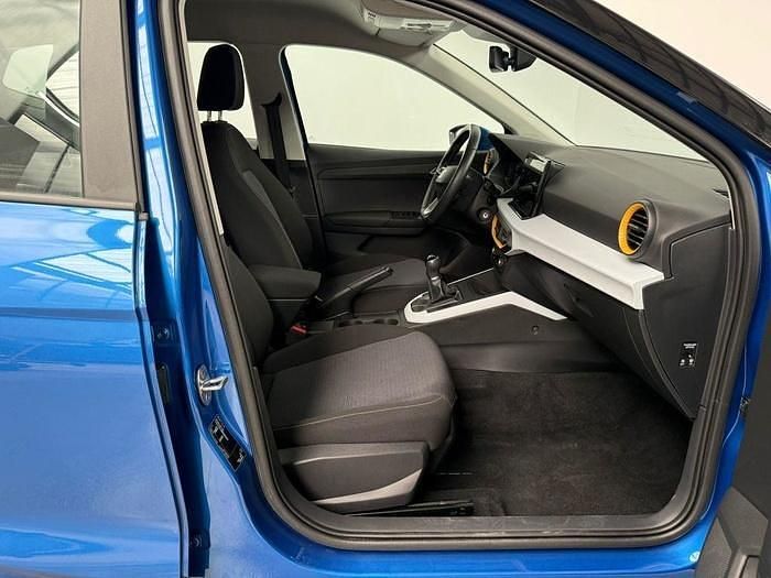 Usado Seat Arona Style 110 CV (80 kW) 2024 Azul SUV
