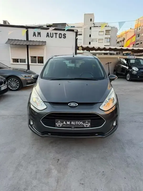 Usado Ford B-MAX Titanium 95 CV (69 kW) 2015 Gris Monovolumen