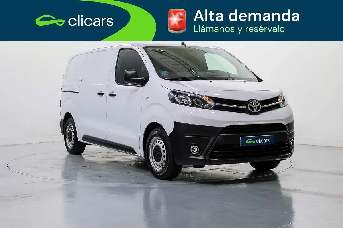 Usado Toyota Proace 120 CV (88 kW) 2024 Blanco Monovolumen
