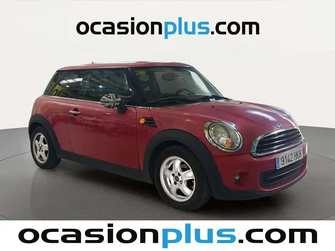 Usado Mini ONE 75 CV (55 kW) 2012 Rojo Utilitario