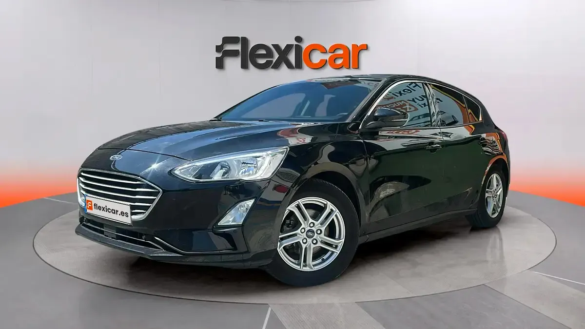 Usado Ford Focus Active 125 CV (91 kW) 2019 Negro Berlina