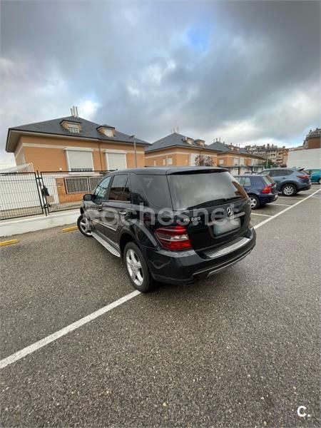 Usado Mercedes ML280 190 CV (139 kW) 2006 Negro SUV