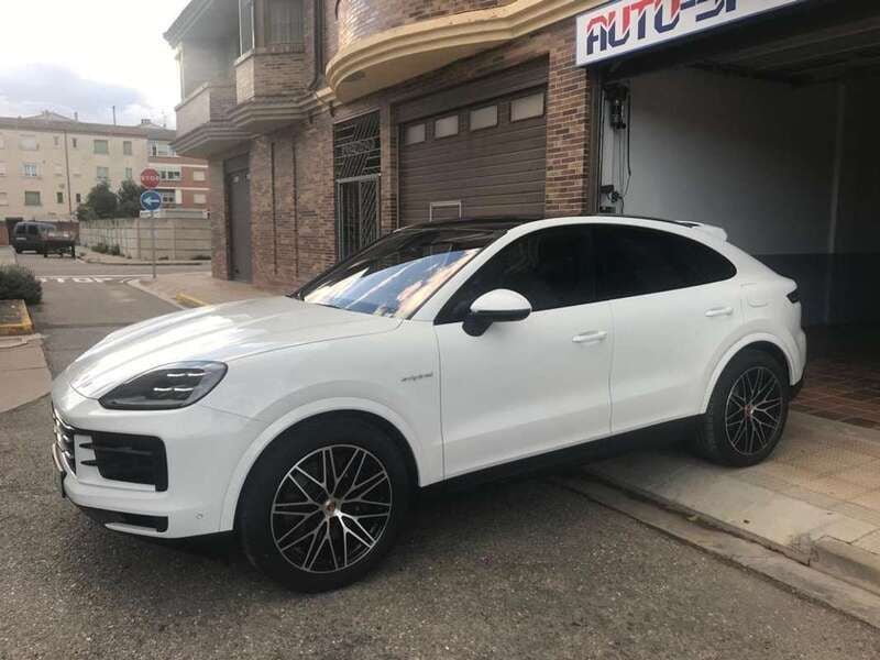 Usado Porsche Cayenne 470 CV (345 kW) 2024 Blanco SUV