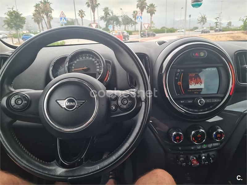 Usado Mini One D Countryman 116 CV (85 kW) 2019 Rojo SUV