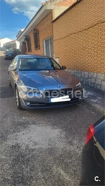 Usado BMW 528 258 CV (189 kW) 2010 Azul Berlina