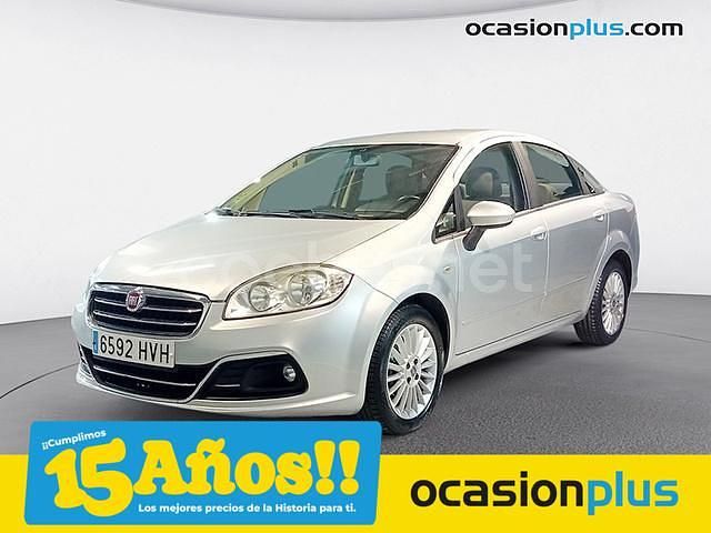 Gris plata Usado 2014 Fiat Linea Easy Berlina | 7200 € - Imagen 1/4