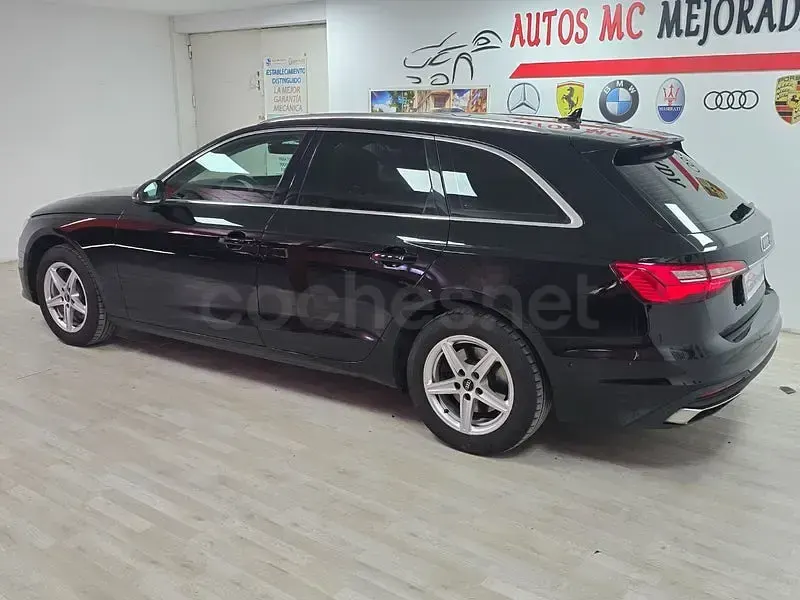 Usado Audi A4 Advanced Plus 150 CV (110 kW) 2021 Negro Familiar