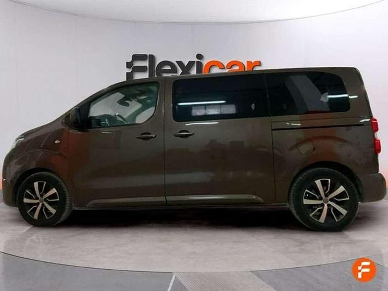 Usado Toyota Proace Advance 145 CV (106 kW) 2022 Marrón Monovolumen