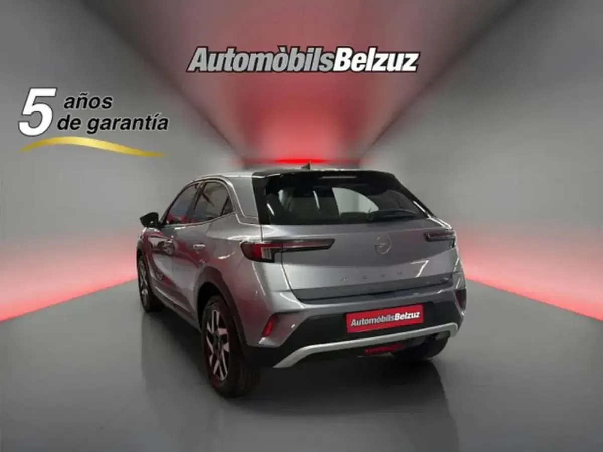 Usado Opel Mokka Business Elegance 101 CV (74 kW) 2022 Plateado SUV