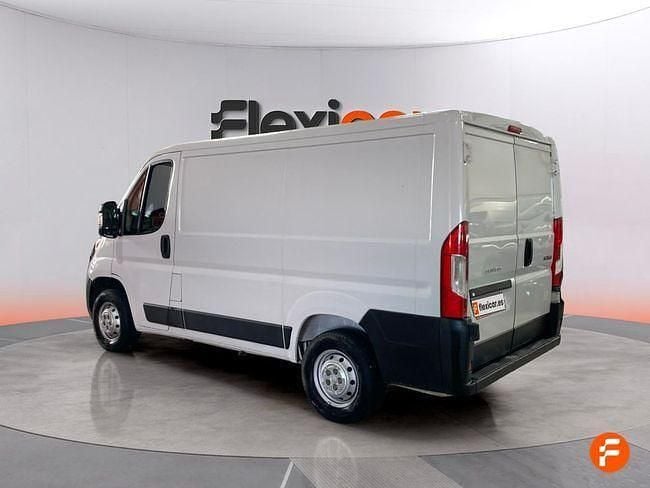 Usado Peugeot Boxer 120 CV (88 kW) 2021 Blanco Van