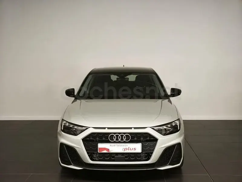Usado Audi A1 Sportback Sport 116 CV (85 kW) 2025 Gris / plata Utilitario