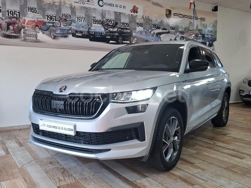 Gris / plata Usado 2023 Skoda Kodiaq SportLine SUV | 27.995 € (Precio justo) - Imagen 1/3