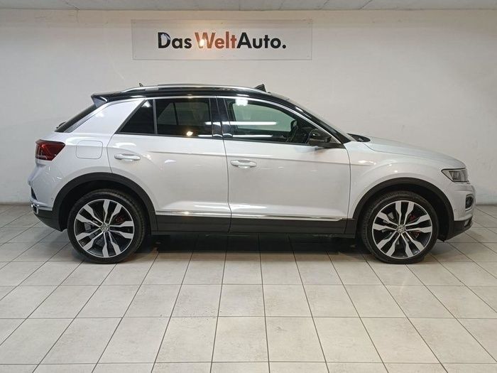 Usado VW T-Roc Sportline 190 CV (139 kW) 2018 Gris plata SUV