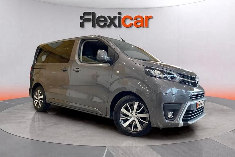Gris Usado 2017 Toyota Proace Verso Advance Familiar | 22.290 € (Un poco caro) - Imagen 1/4