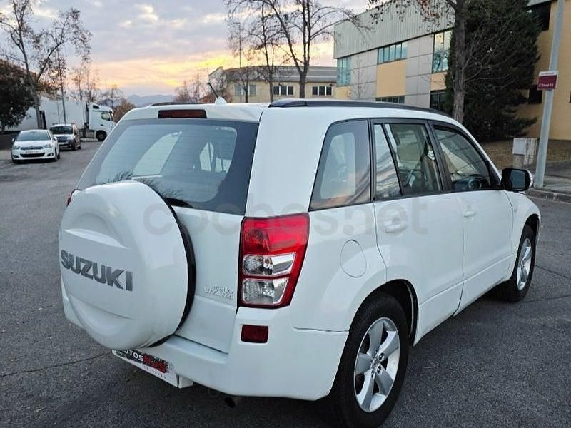 Usado Suzuki Grand Vitara 129 CV (94 kW) 2007 Blanco SUV