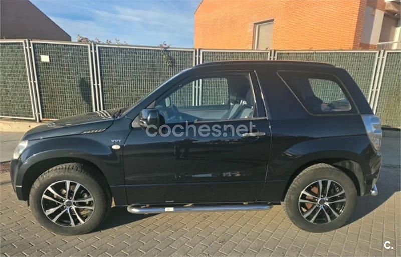 Usado Suzuki Grand Vitara 106 CV (77 kW) 2006 Negro SUV