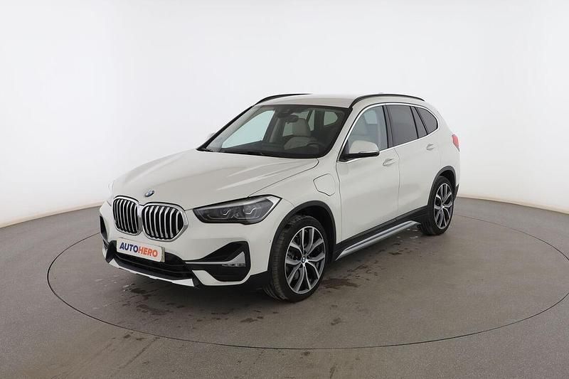 Blanco Usado 2020 BMW X1 Performance SUV | 25.799 € (Un poco caro) - Imagen 1/3