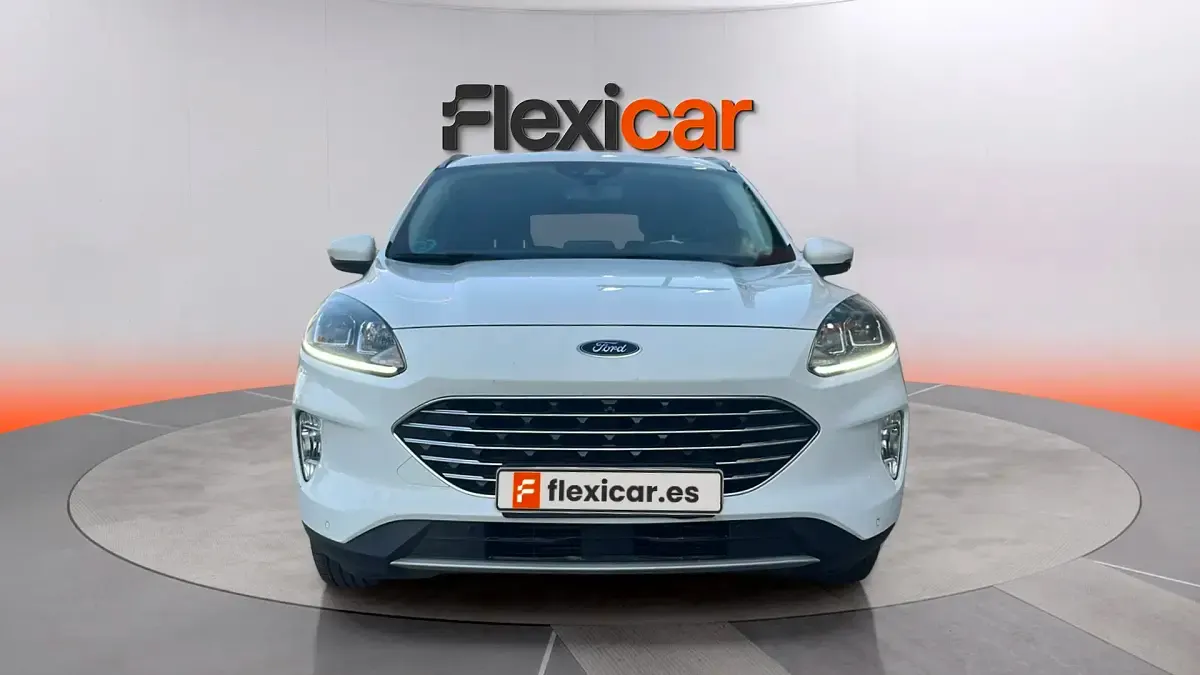 Usado Ford Kuga ST-Line X 150 CV (110 kW) 2023 Blanco SUV