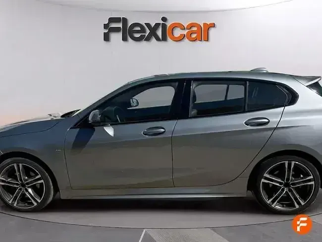 Occasion BMW 118 136 PK (100 kW) 2024 Grijs Hatchback