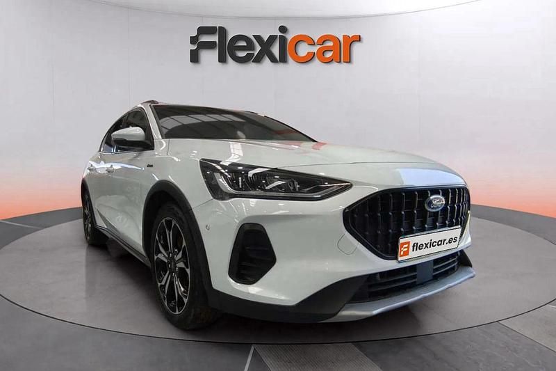 Usado Ford Focus Active 155 CV (114 kW) 2022 Blanco Berlina