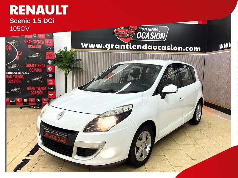 Usado Renault Scénic III Dynamique 106 CV (77 kW) 2010 Blanco Monovolumen