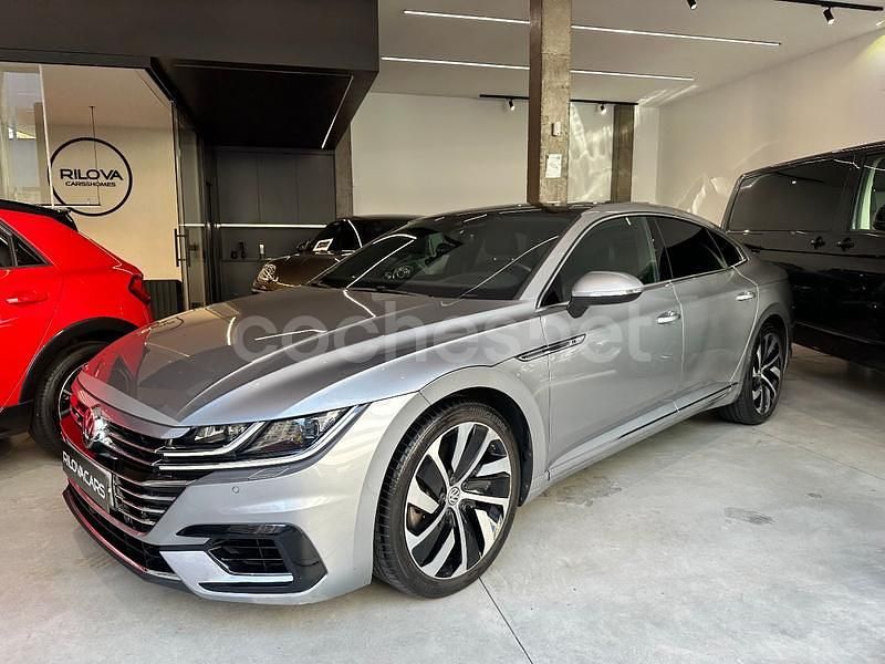 Usado VW Arteon R-line 280 CV (205 kW) 2018 Gris / plata Berlina