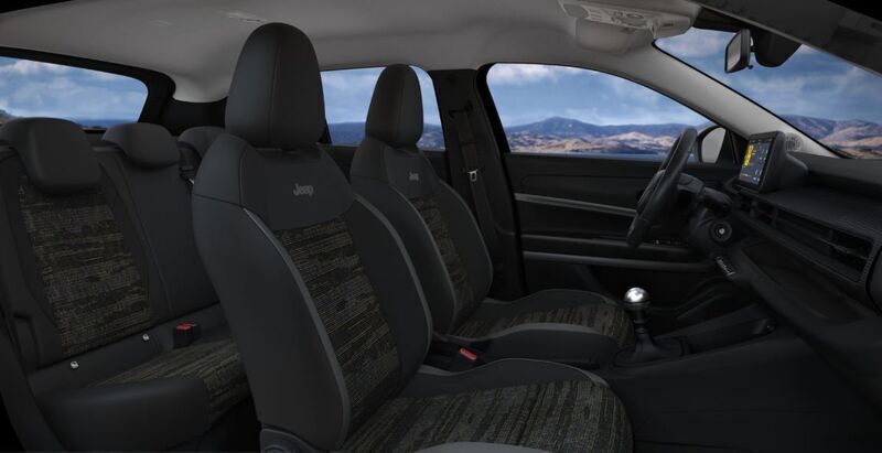 Usado Jeep Avenger Longitude 100 CV (73 kW) 2023 Negro SUV