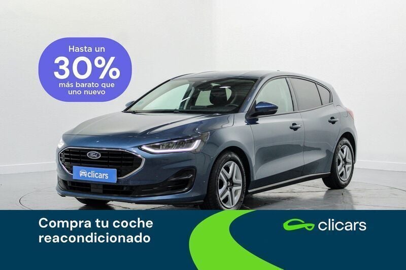 Gris / plata Usado 2022 Ford Focus Trend+ Berlina | 16.490 € (Buen precio) - Imagen 1/4