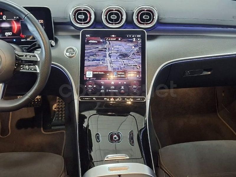 Usado Mercedes C200 163 CV (119 kW) 2022 Gris / plata Berlina