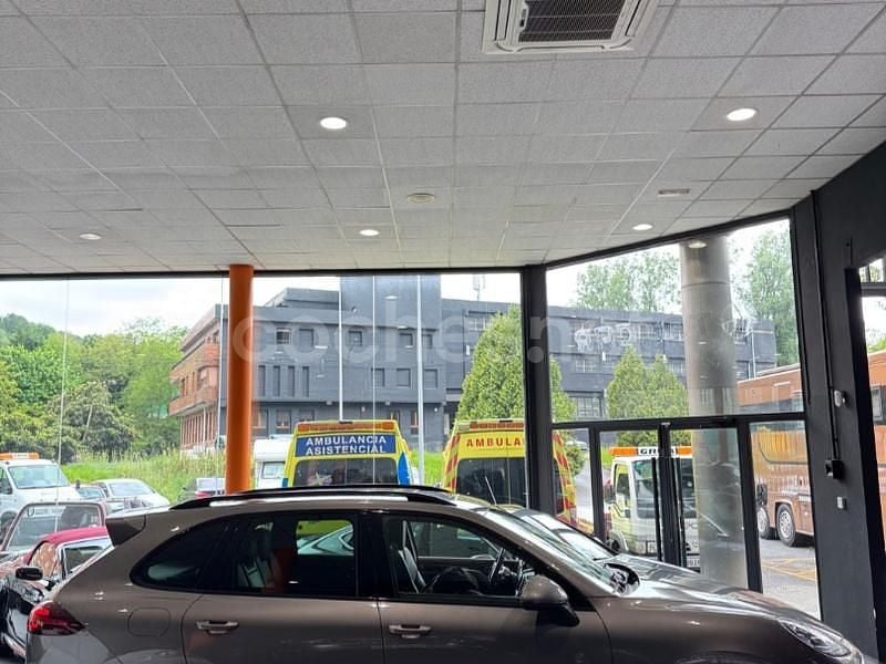Usado Porsche Cayenne S 385 CV (283 kW) 2015 Gris / plata SUV