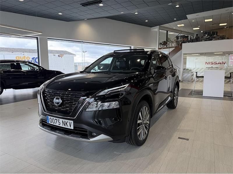 Nuevo Nissan X-Trail Tekna+ 213 CV (156 kW) 2026 Negro SUV