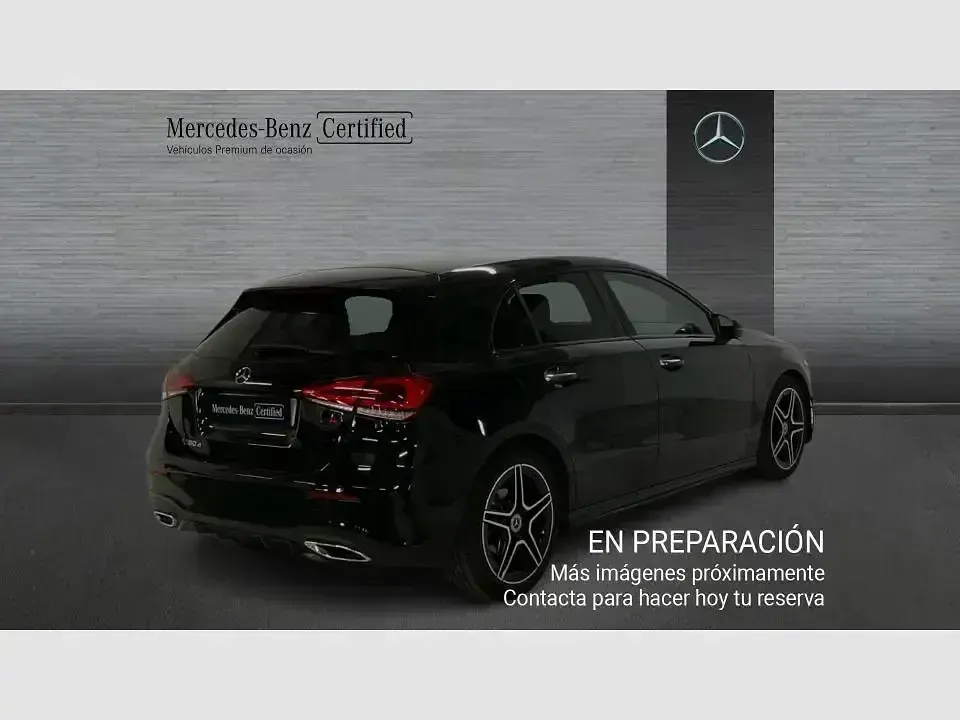 Usado Mercedes A180 116 CV (85 kW) 2022 Negro Berlina
