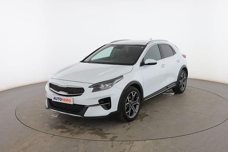 Usado Kia XCeed 120 CV (88 kW) 2022 Blanco SUV