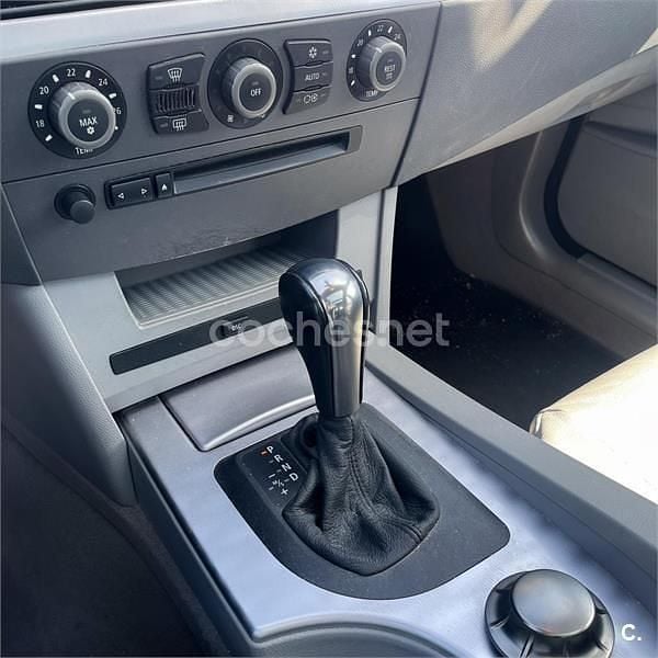 Usado BMW 525 Exclusive 163 CV (119 kW) 2004 Gris / plata Familiar