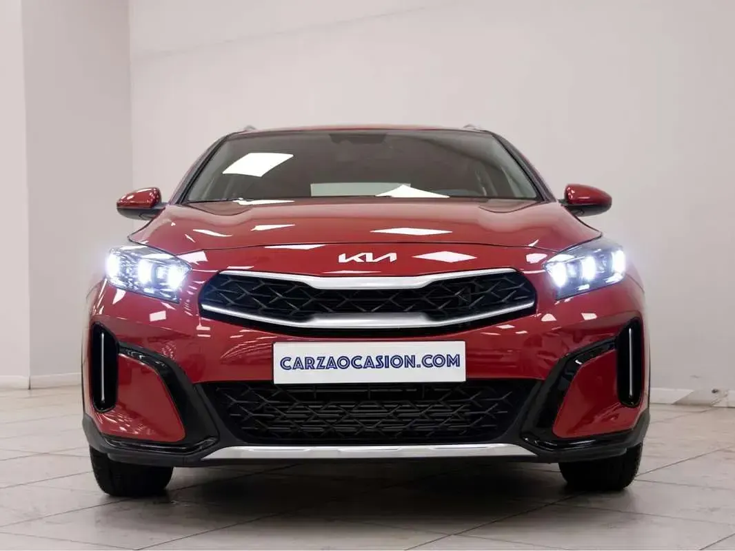 Nuevo Kia XCeed 101 CV (74 kW) 2025 Rojo SUV