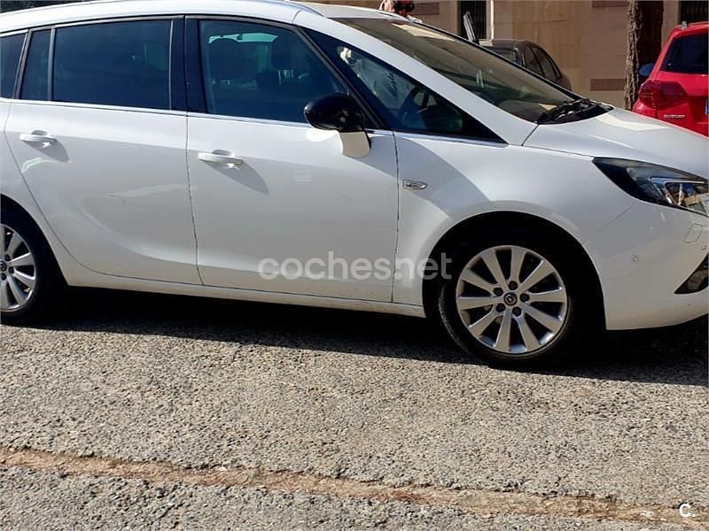 Usado Opel Zafira Tourer Excellence 140 CV (102 kW) 2016 Blanco Monovolumen
