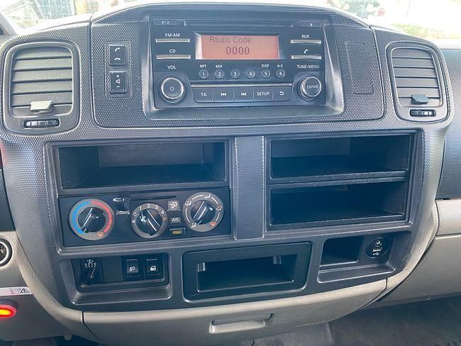 Usado Nissan Cabstar Comfort 122 CV (89 kW) 2014 Blanco Pickup/Camioneta