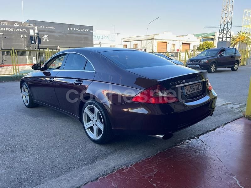 Usado Mercedes CLS500 306 CV (225 kW) 2006 Granate Berlina