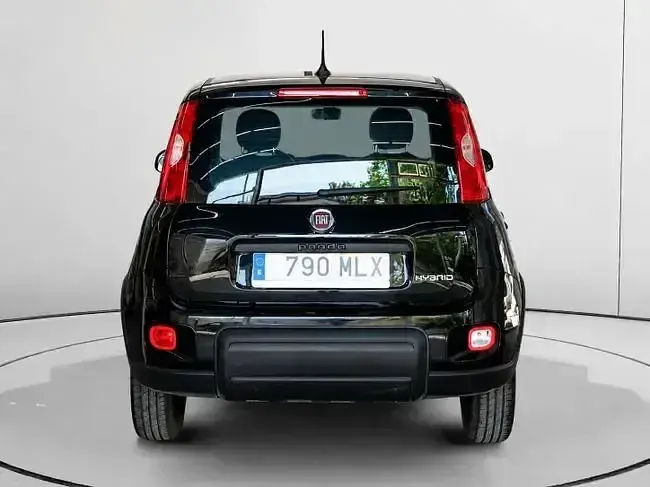 Usado Fiat Panda 70 CV (51 kW) 2023 Negro Utilitario
